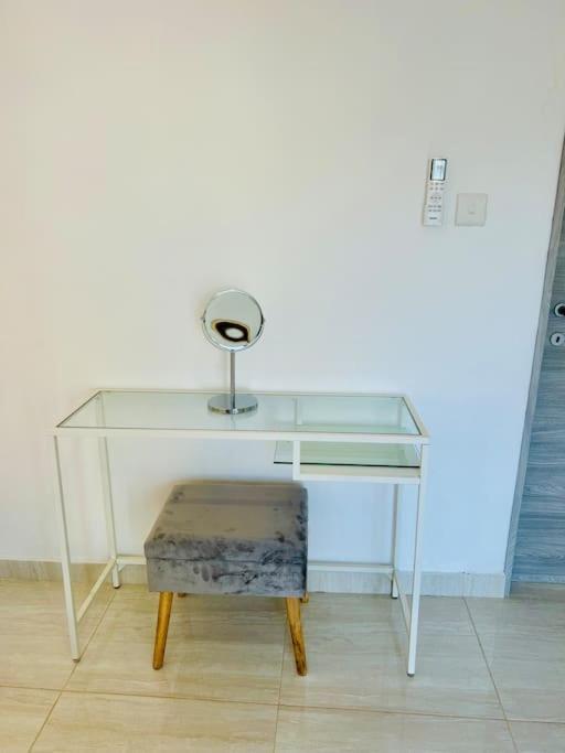 Cosy Home Close To The Sea, King-Size Bed Σεντ Πόλς Μπέι Εξωτερικό φωτογραφία